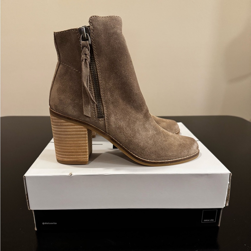 Dolce Vita Lanie Suede Bootie- size 9